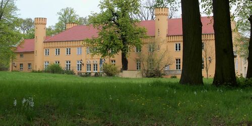 Gutspark Petzow - Schloss, Foto: Yvonne Schmiele