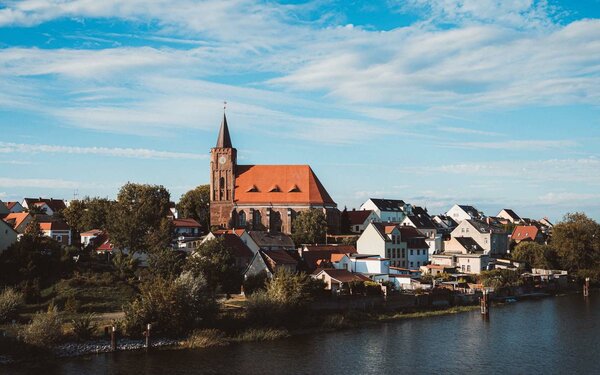 Nikolaikirche in Eisenhüttenstadt, Foto: Stadt Eisenhüttenstadt, Lizenz: Stadt Eisenhüttenstadt