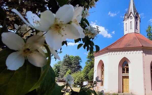 Rad-Wanderkirche Außenansicht, Foto: Anke Treichel, Lizenz: Regio-Nord