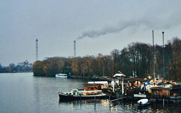 Das Restaurantschiff „Klipper“, Foto: GabrielBonis/pixabay.com