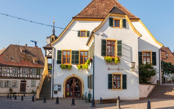 Historisches Rathaus, Foto: Tourist Service GmbH Deidesheim