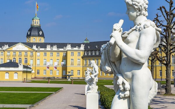 Schloss Karlsruhe, Foto: ValdasMiskins/pixabay.com