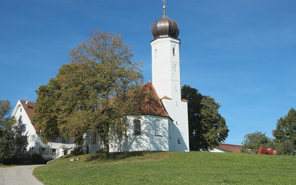 Katholische Filialkirche St. Maria in Jesenwang, Foto: GFreihalter, Wikipedia, CC