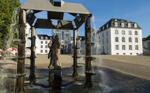 Saarbrücker Schloss und Schlossplatz, Foto: Manuela Meyer, CC BY-SA