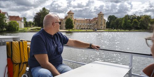 Blick auf das Schloss Rheinsberg vom Oberdeck, Foto: Madlen Krippendorf, Lizenz: Tourismusverband Ruppiner Seenland e. V.