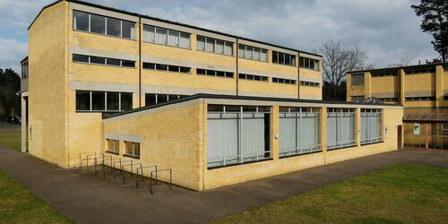 UNESCO-Welterbe Bauhaus in Bernau, Foto: Jean Molitor, Lizenz: BeSt Bernauer Stadtmarketing GmbH