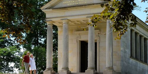 Königin Luise Gedächtnishalle im Schlossgarten, Foto: Stadt Neustrelitz/ Sebastian Haerter