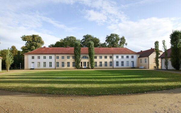 Schloss Paretz, Hoffassade, Foto: SPSG, Roland Rossner