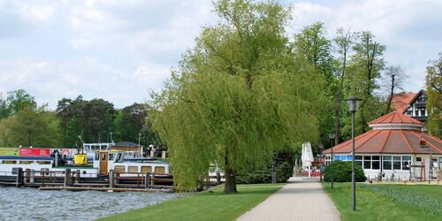 Schifffahrt auf dem Scharmützelsee, Hafen Bad Saarow, Foto: Danny Morgenstern, Lizenz: Tourismusverein Scharmützelsee