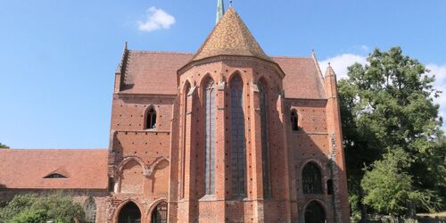 Ansicht Ostflüger mit Chor, Foto: Stephanie Schilk, Lizenz: Eigenbetrieb Kloster Chorin