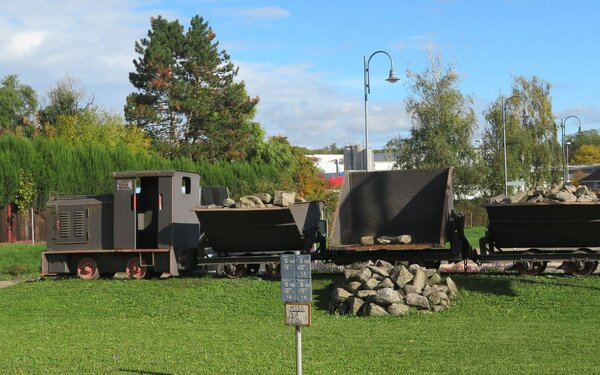 Alte Grubenbahn als Denkmallok, Foto: Sciencia58, CC0, https://commons.wikimedia.org