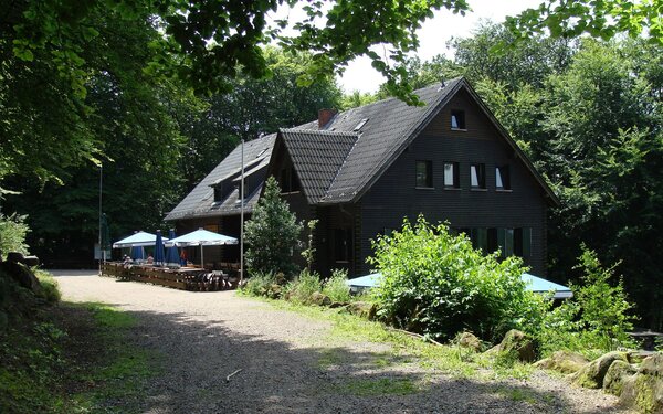 Wanderheim Dicke Eiche (Hauensteiner Hütte), Foto: Steffen 962, CC0, https://commons.wikimedia.org