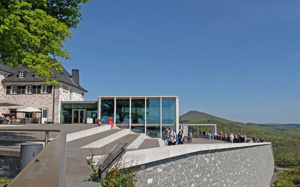 Drachenfelsplateau, Foto: Oliver Bremm, Tourismus Siebengebirge GmbH