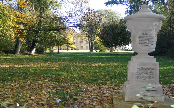 Schlosspark Nennhausen, Foto: Tourismusverband Havelland e.V., Lizenz: Tourismusverband Havelland e.V.