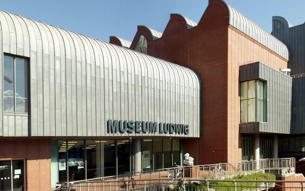 Museum Ludwig, Köln, Foto: Südansichtc_Raimond Spekking, Wikimedia Commons, CC BY-SA 4.0