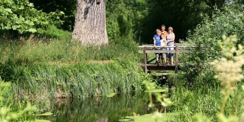 Erholung für die ganze Familie im Burgpark Lenzen, Foto: Horst Oppenhäuser, Lizenz: Tourismusverband Prignitz e.V.