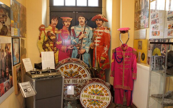 Sergeant Pepper Raum im Beatles Museum, Foto: Beatles Museum