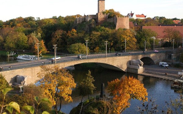 Burg Giebichstein mit Brücke, Foto: Jan Laurig