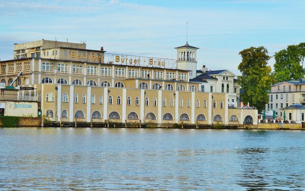 Müggelspree mit Berliner Bürgerbräu, Foto: Ulrich Dregler, Lizenz: pixabay.com