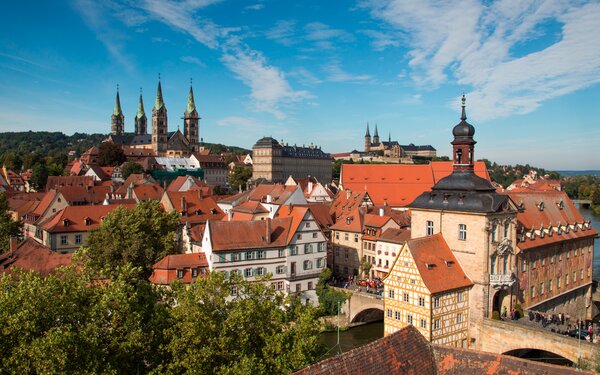 Blick auf das Alte Rathaus, Dom und Kloster St Michael - Bamberg Steigerwald, Foto: Holger Leue, Lizenz: FrankenTourismus