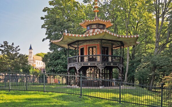 Chinesischer Turm Donaustaufen, Foto: Uwe Miethe, Lizenz: DB-AG