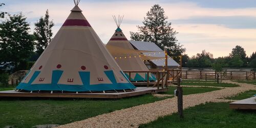 Tipis am Kiebitzsee, Foto: George Glamp, Lizenz: George Glamp