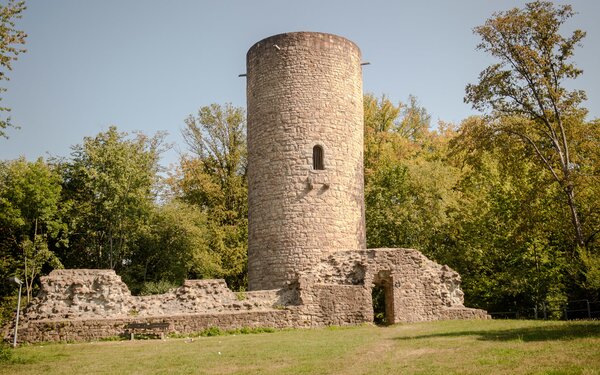 Burgruine Stolzenberg, Foto: Spessart Tourismus und Marketing GmbH