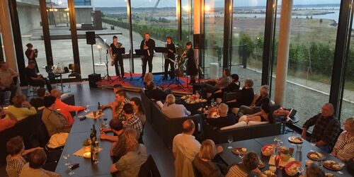 IBA-Terrassen Jazz und Wein, Foto: Cornelia Wobar, Lizenz: Cornelia Wobar