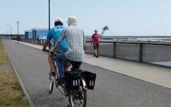 Tandem an den IBA-Terrassen in Großräschen