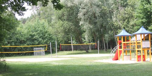 Spielplatz an der Badestelle Ziestsee, Foto: Juliane Frank, Lizenz: Tourismusverband Dahme-Seenland e.V.