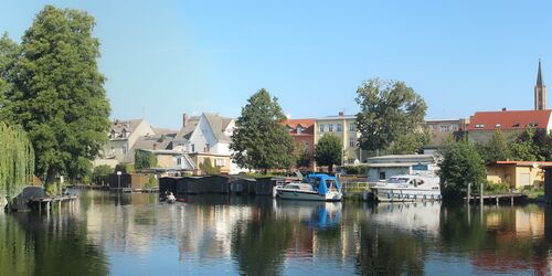 Landgang in der Wasserstadt