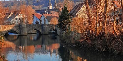 Brücke, Kirche in Gerlachsheim, Foto: Kamala Börngen