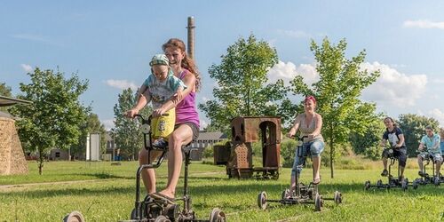 Schienenfahrrad im Ziegeleipark Mildenberg, Foto: Susanne Wernicke, Lizenz: Ziegeleipark Mildenberg