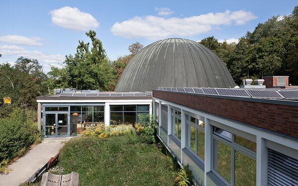 Planetarium am Insulaner, Foto: N. Toczek, Lizenz: SPB