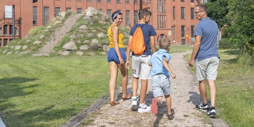 Familienspaß auf dem Außengelände, Foto: Nada Quenzel, Lizenz: Tourismusverband Lausitzer Seenland e.V.