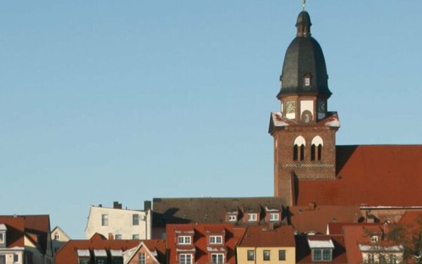 kirche-st-marien-00 Kur- und Tourismus GmbH Waren (Müritz)