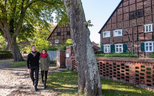 Romantische Fachwerkhäuser in Zwischendeich, Foto: Markus Tiemann