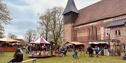 Kloster Rühn und die weiße Nonne bei Bützow