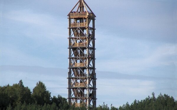 Blumenthaler Aussichtsturm - Einer der höchsten hölzernen Aussichtstürme Deutschlands, Foto: Aussichtsturmbau Blumenthal e.V., Lizenz: Aussichtsturmbau Blumenthal e.V.